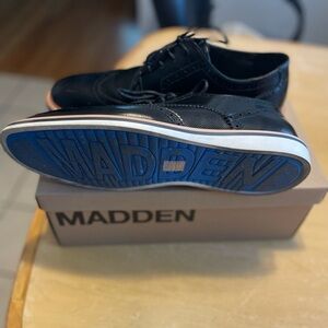 Men’s size 12 madden dress shoes